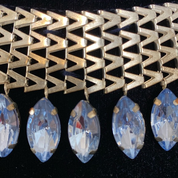 La Vanya Midnight Blue Velvet long sleeves Tunic w/rhinestones -Size Medium - Picture 7 of 9